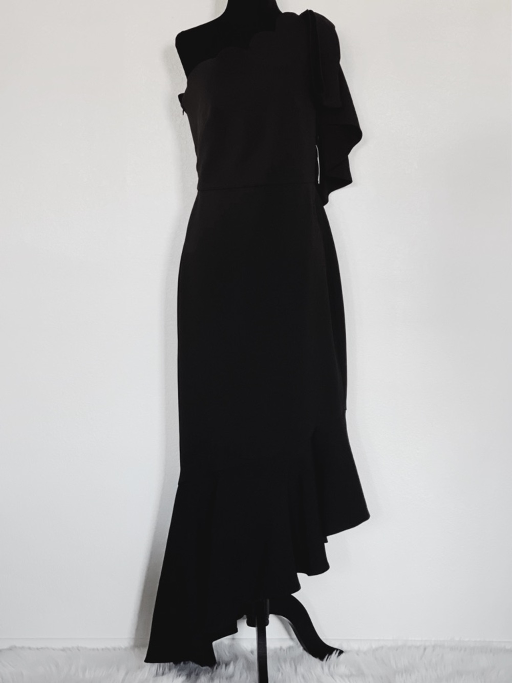 SHOSHANNA Ainsa Asymmetrical Bow Dress - Picture 2 of 13